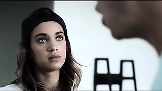 Romanian celeb sex tape FULL VIDEO: http://whareotiv.com/9919277/ptumjly